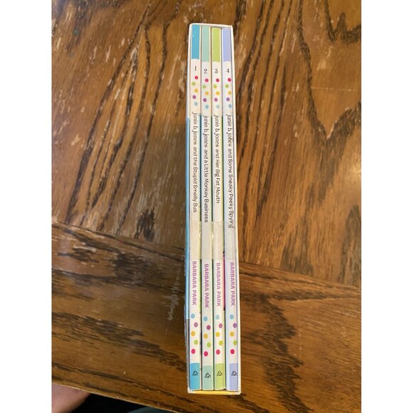 Junie B. Jones First Boxed Set Ever Books 1-4 By Barbara Park Hardcover - Picture 2 of 7